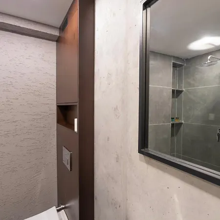 Eleven Aparts Aparthotel 4*