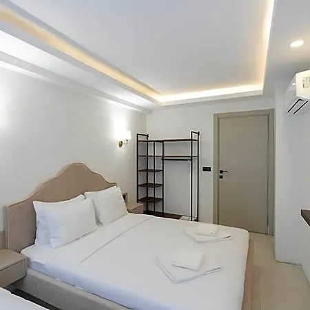 Hotel apartamentowy Eleven Aparts 4*
