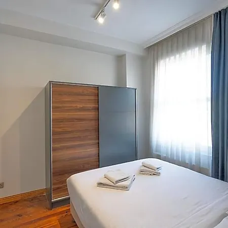 Hotel apartamentowy Eleven Aparts