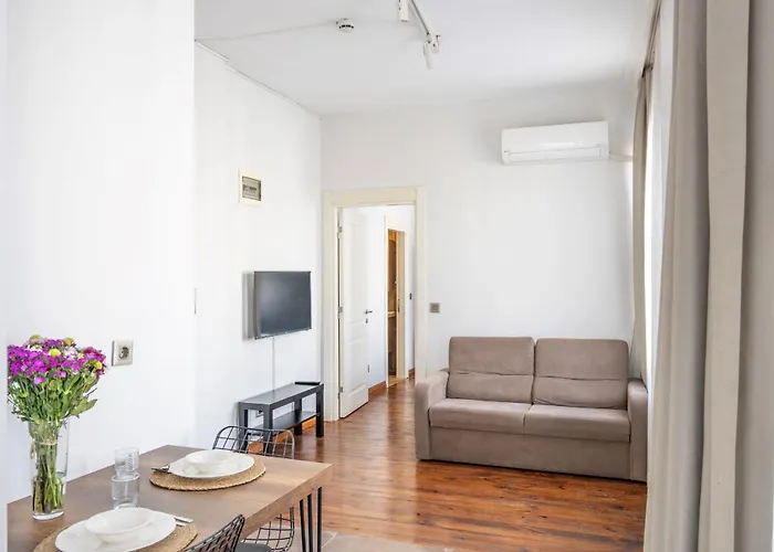 Eleven Aparts Aparthotel